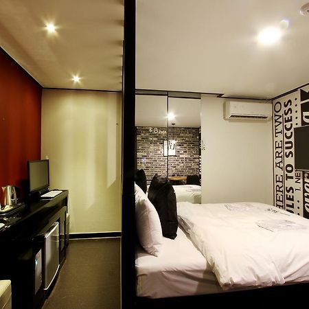 Daejeon Page Hotel Экстерьер фото