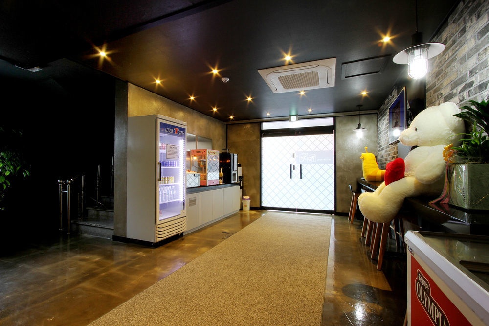 Daejeon Page Hotel Экстерьер фото