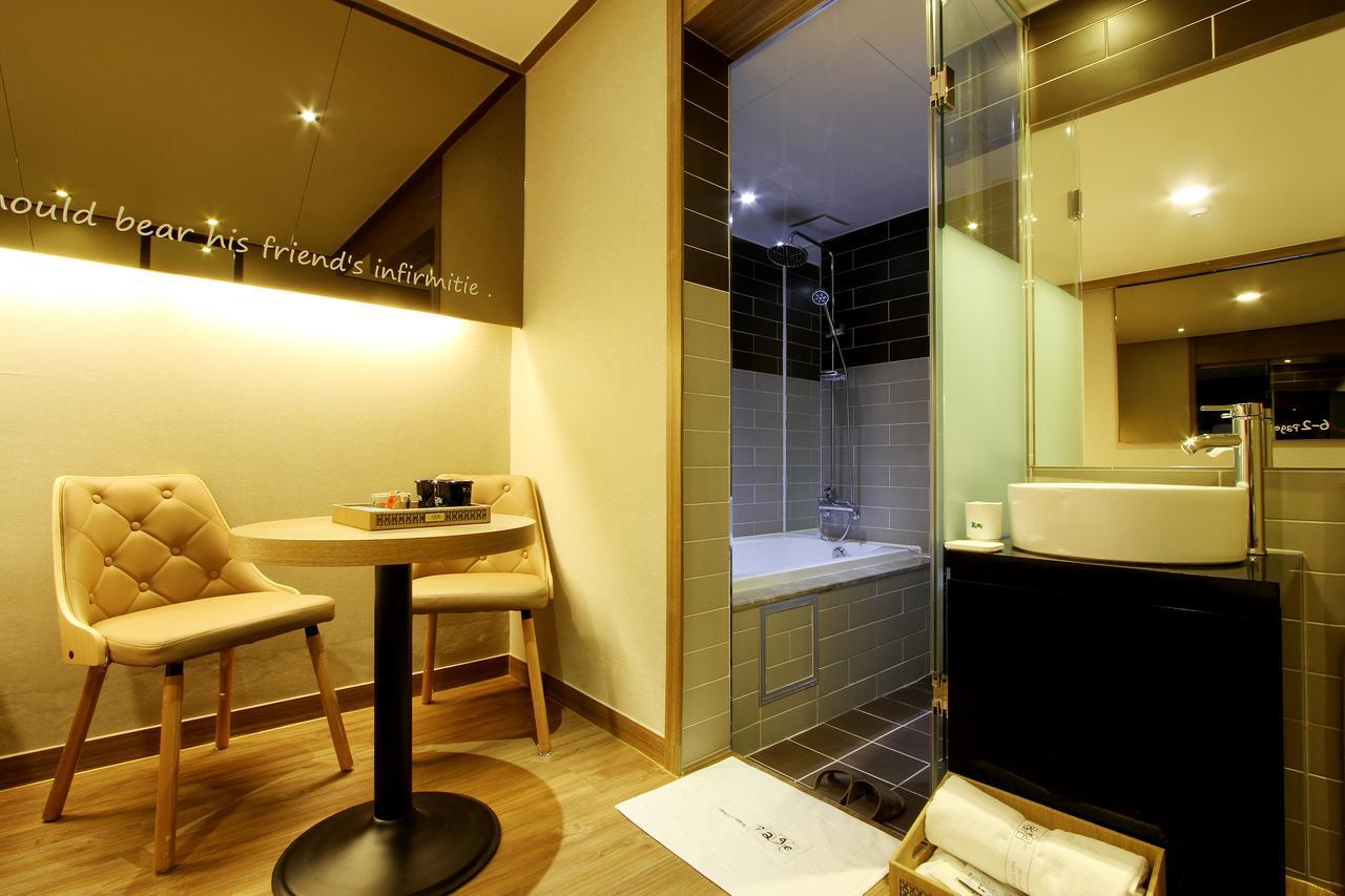 Daejeon Page Hotel Экстерьер фото