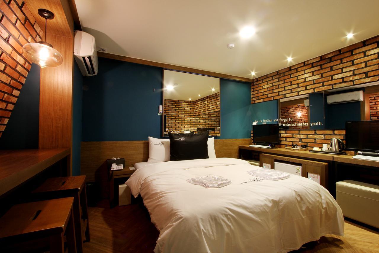 Daejeon Page Hotel Экстерьер фото